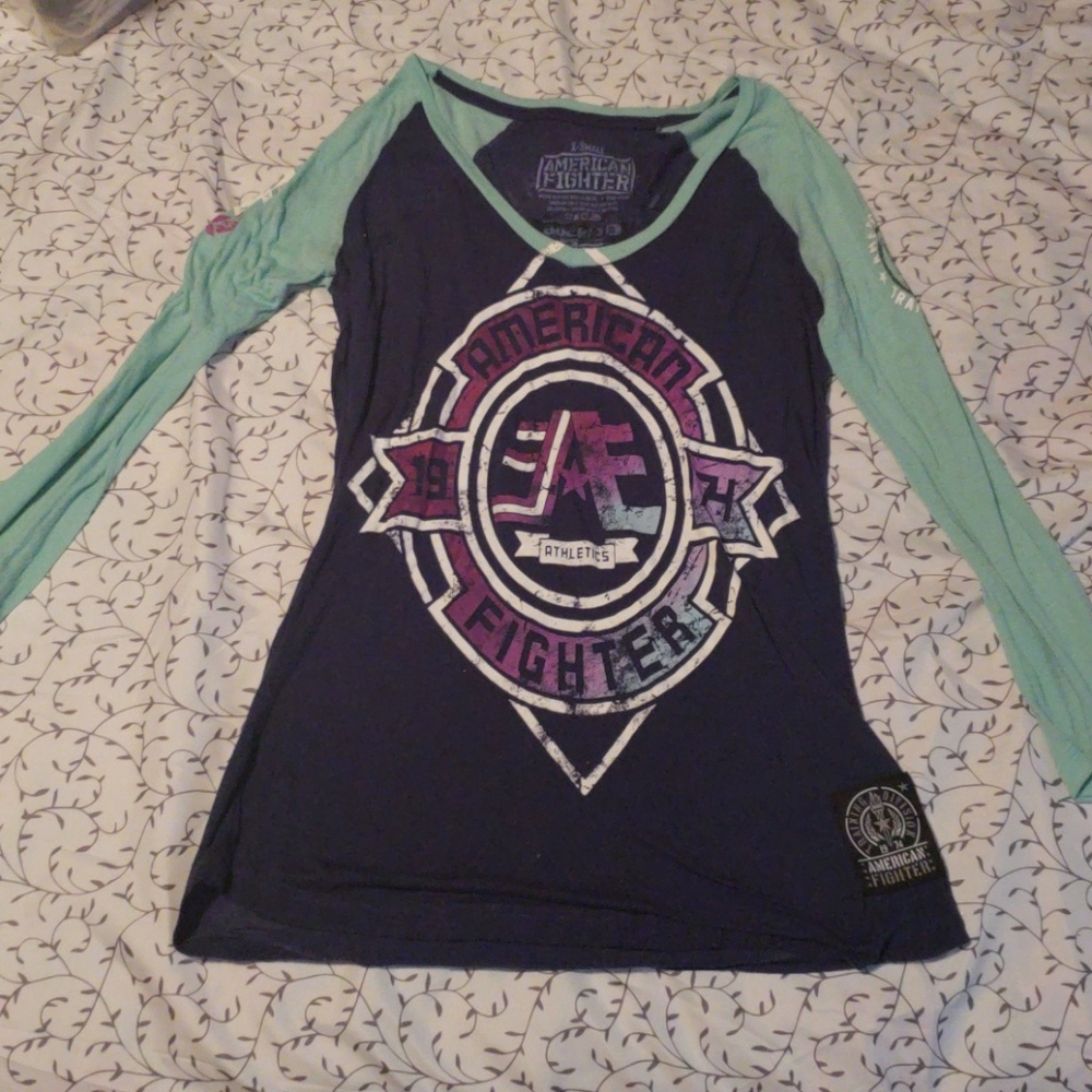 Buckle shirt